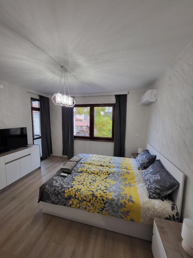 Студио Ава 2 Sliven Bagian luar foto